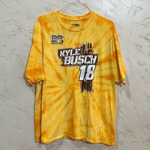 2021 NASCAR M&Ms Joe Gibbs Racing Kyle Busch #18 Yellow Shirt size XXL